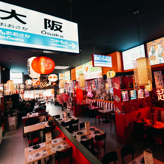 Interior restaurant cu tematică anime