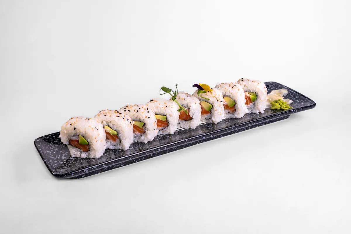 California Maki cu Somon