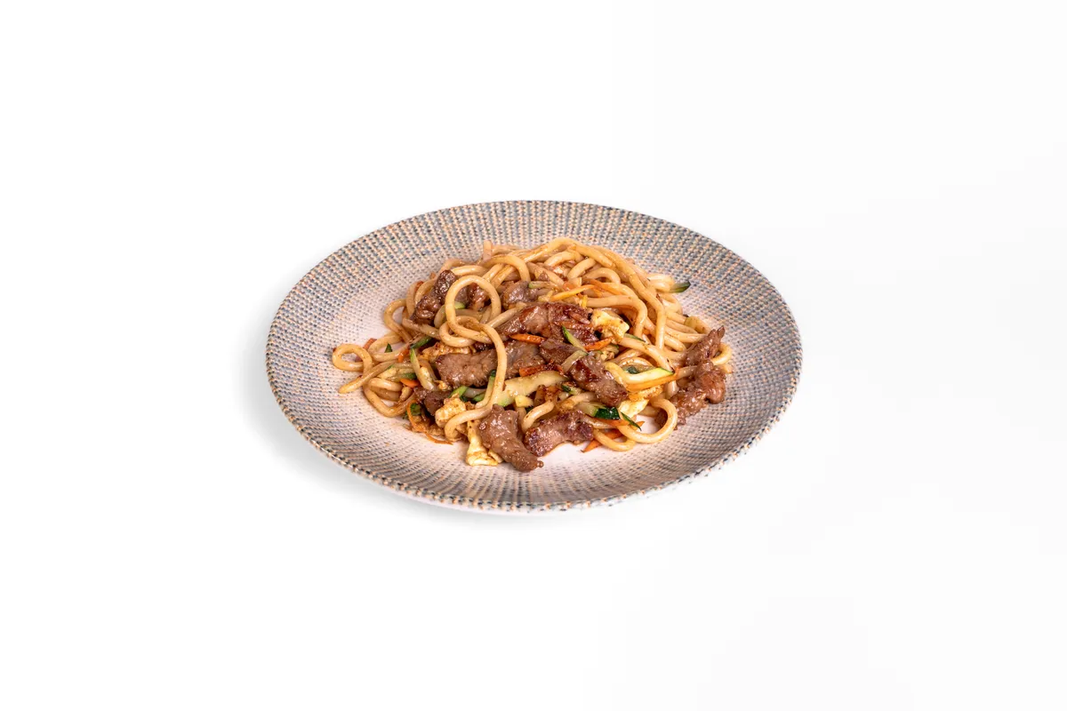 Udon Prăjit cu Vită